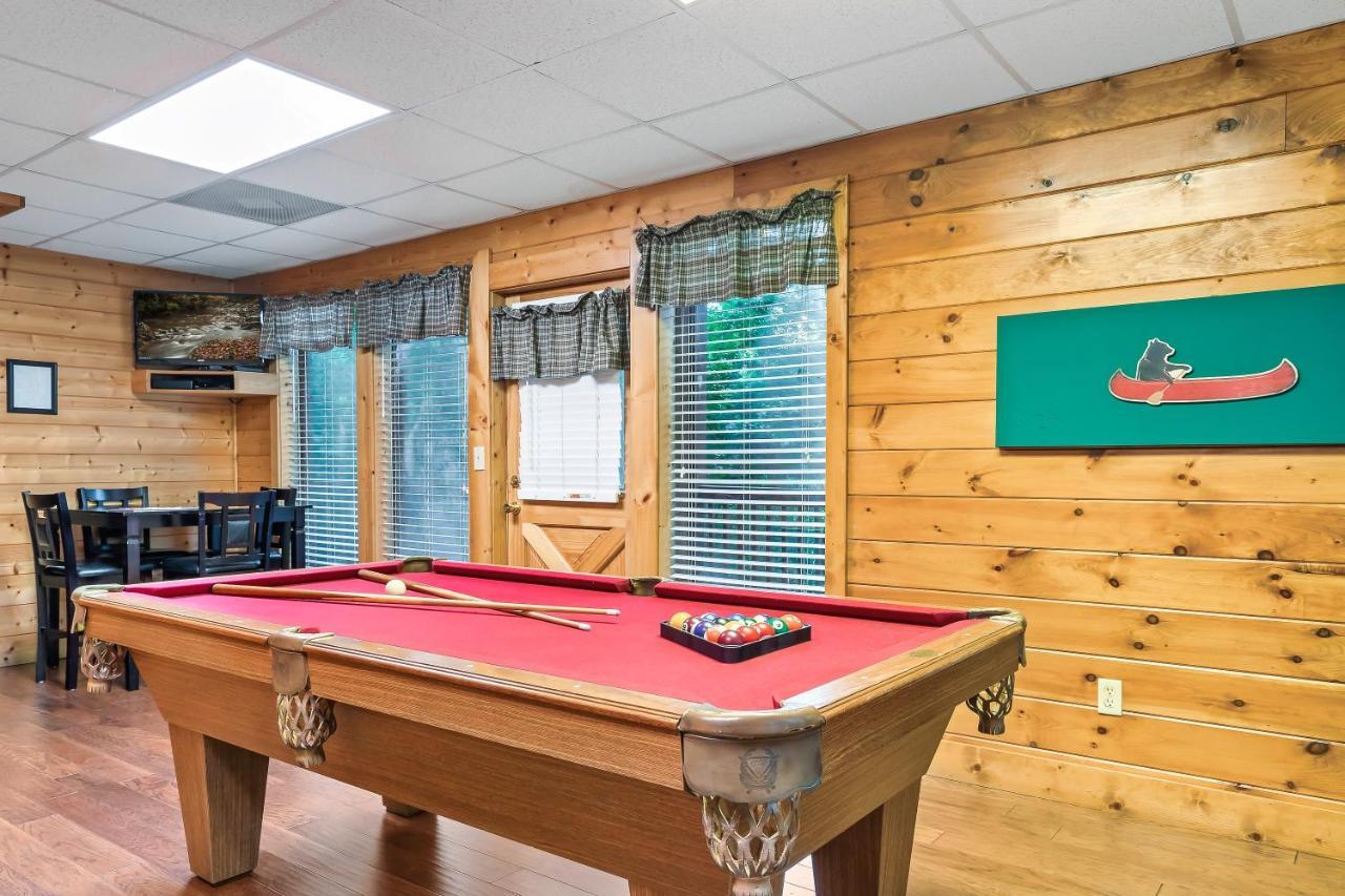 Cozy Log Cabin!! In Heart Of Pf & Close To The Smokies 비둘기 포지 외부 사진