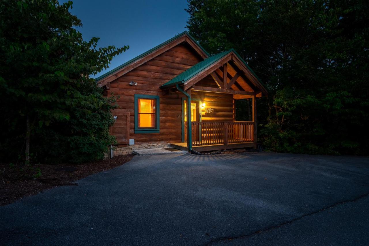 Cozy Log Cabin!! In Heart Of Pf & Close To The Smokies 비둘기 포지 외부 사진