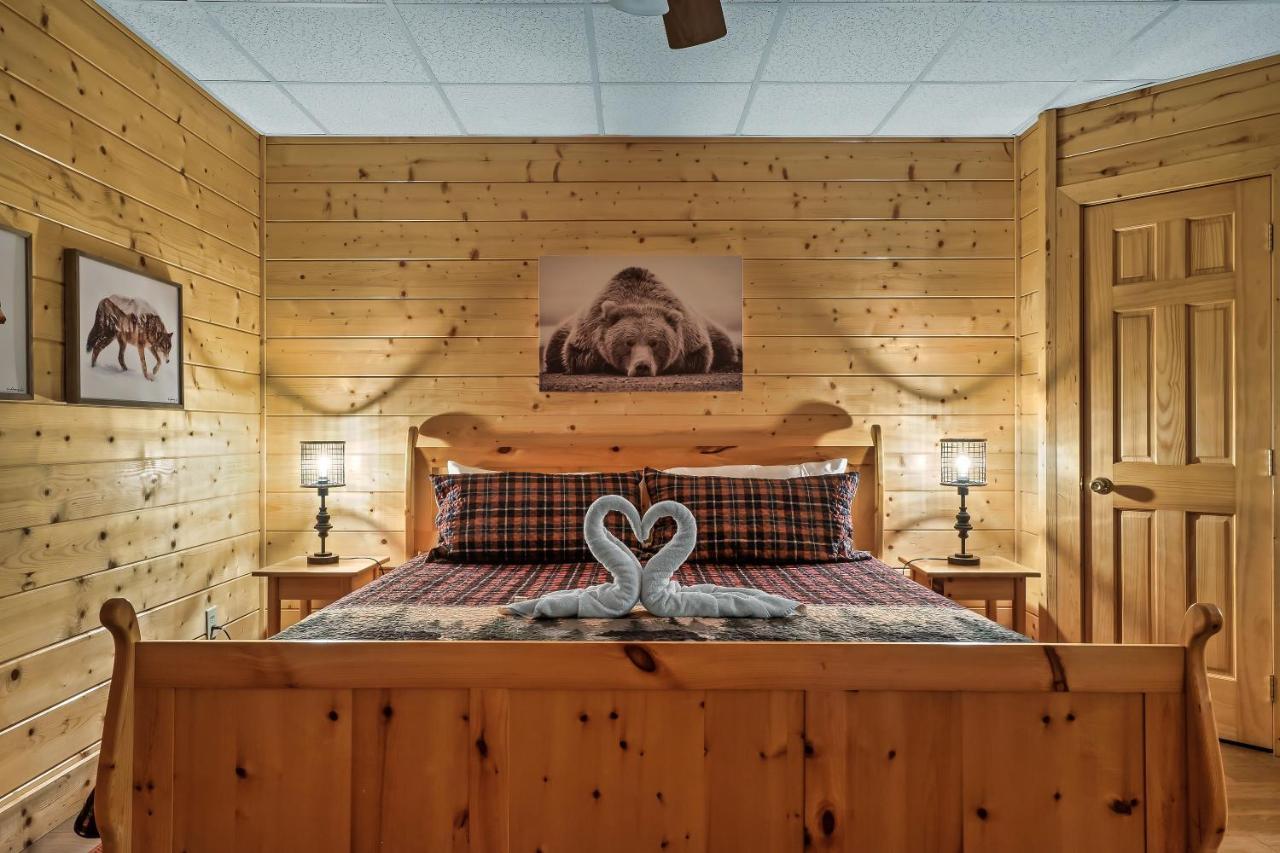 Cozy Log Cabin!! In Heart Of Pf & Close To The Smokies 비둘기 포지 외부 사진