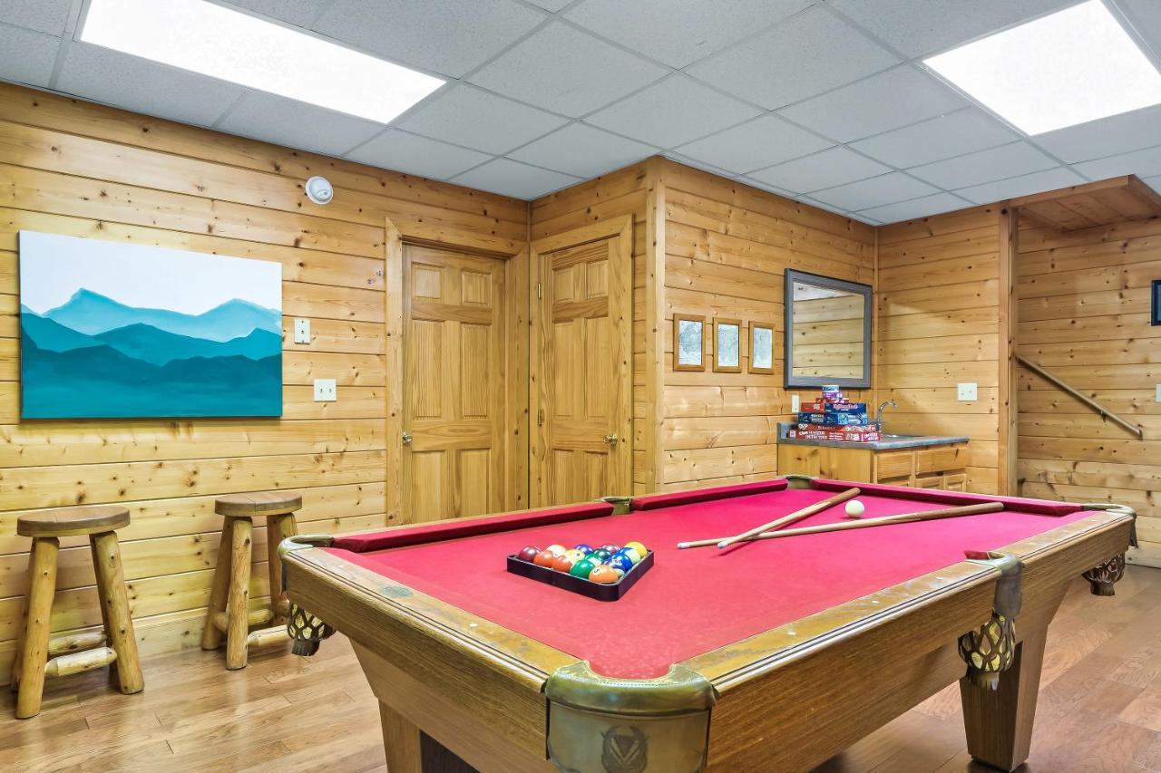 Cozy Log Cabin!! In Heart Of Pf & Close To The Smokies 비둘기 포지 외부 사진