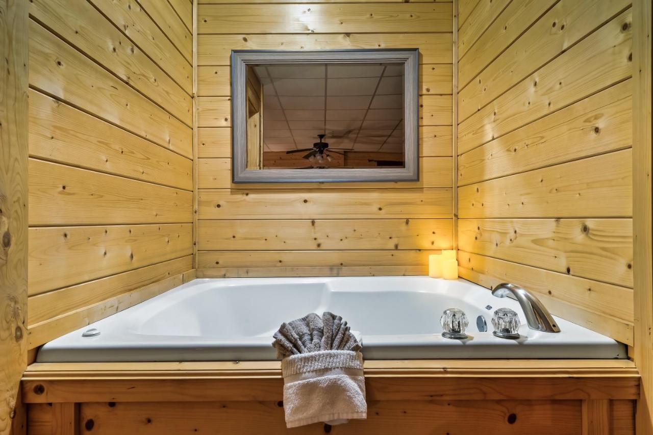 Cozy Log Cabin!! In Heart Of Pf & Close To The Smokies 비둘기 포지 외부 사진