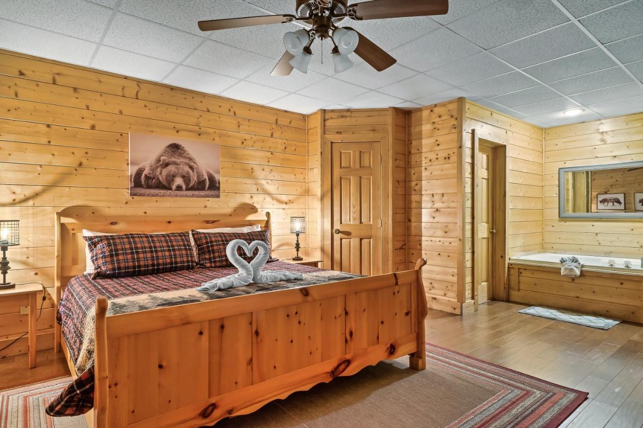 Cozy Log Cabin!! In Heart Of Pf & Close To The Smokies 비둘기 포지 외부 사진