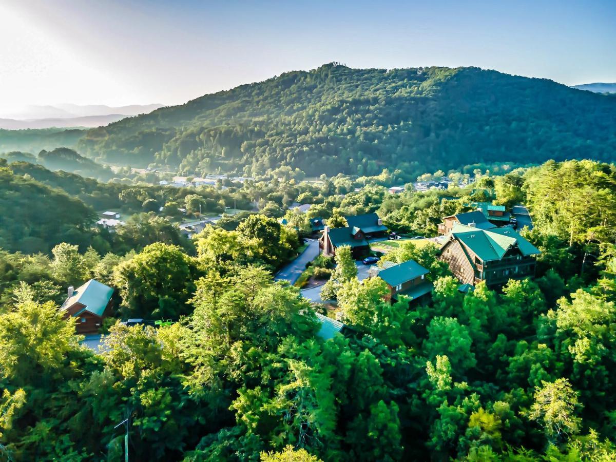 Cozy Log Cabin!! In Heart Of Pf & Close To The Smokies 비둘기 포지 외부 사진