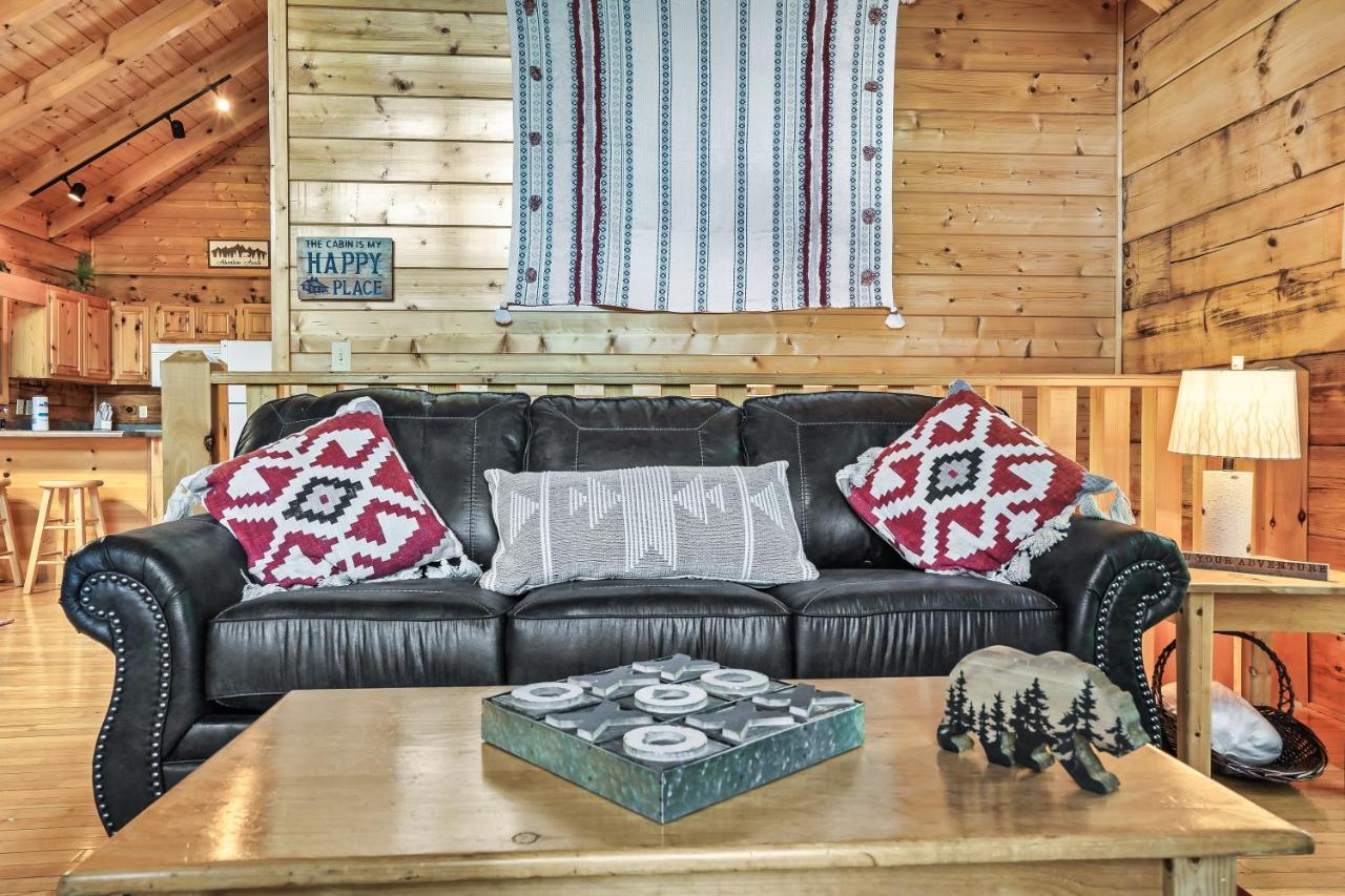 Cozy Log Cabin!! In Heart Of Pf & Close To The Smokies 비둘기 포지 외부 사진