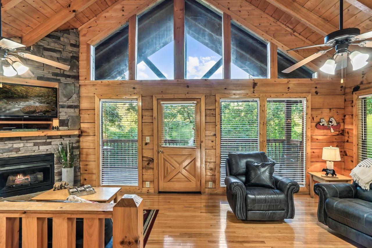 Cozy Log Cabin!! In Heart Of Pf & Close To The Smokies 비둘기 포지 외부 사진